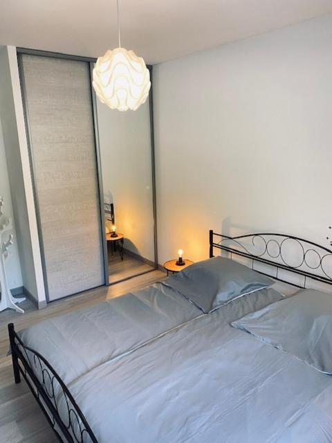 Jolie Maison De 110 M 2, Pour 6 Personnes, Au Calme, Avec Piscine Les Cordiers Exterior photo